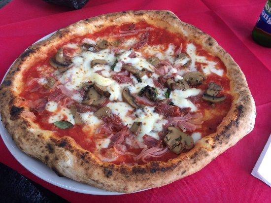 Pizzeria Trattoria Re Carlo III